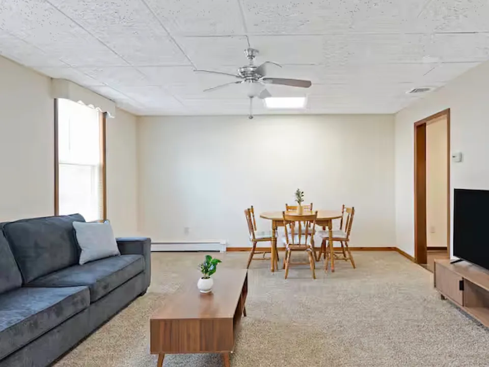 323 Hoboken Rd #1