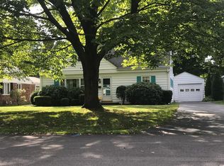 95 Country Club Dr, Elmira, NY
