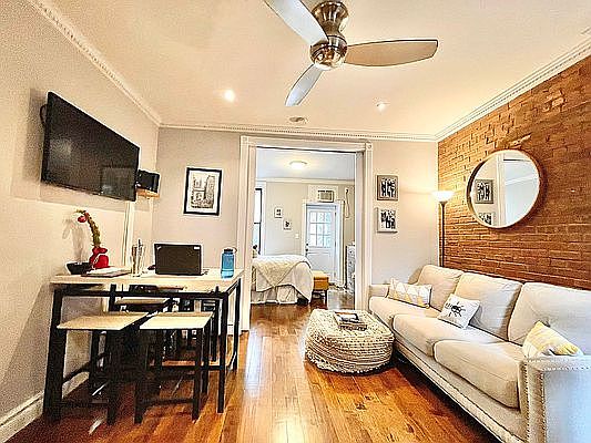 1st image of 315 E 8th St #2D