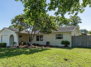 2620 Ochatilla Rd, Holiday, FL 34691