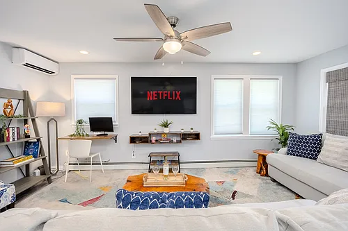 Undisclosed Address), Long Beach, NY 11561 | HotPads