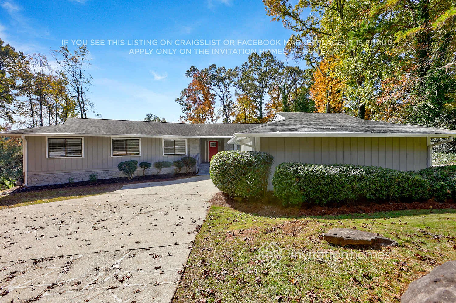 5217 Hidden Hills Ct Stone Mountain, GA 30088 — Photo 2