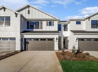 1114 Bowie Dr, Lewisville, TX 75077