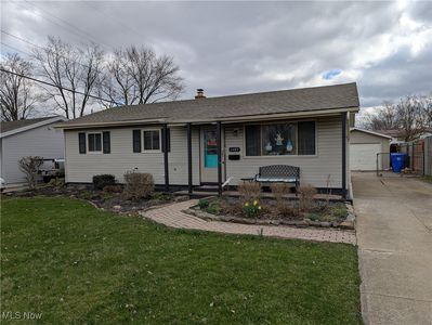 6483 Edgehurst Dr, Brookpark, OH, 44142