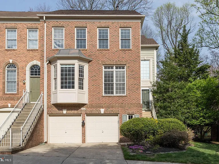 9588 Lagersfield Cir — Photo 2