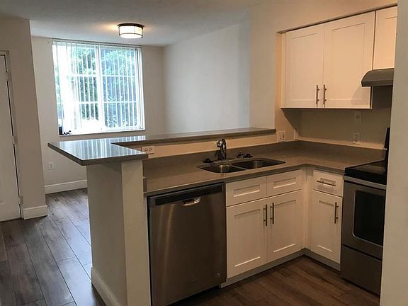 4th image of 7896 Sonoma Springs Cir APT 101