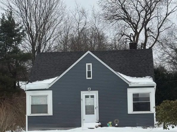6458 Wilson Mills Rd, Mayfield Village, OH 44143