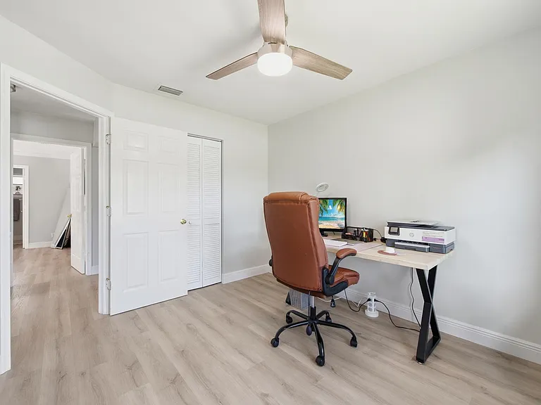 5635 Lake George Pl — Photo 21