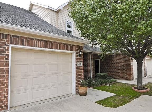 3rd image of 2402 Southlake Dr