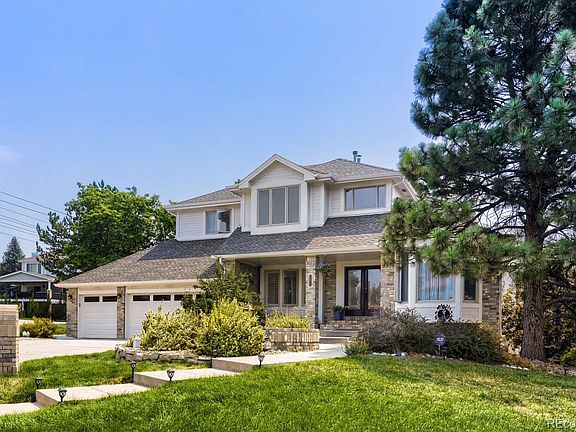 2nd image of 10016 Meade Court
