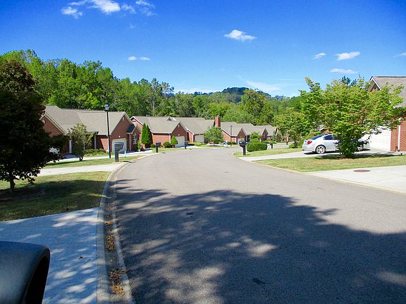 2nd image of 3400 Brookmoor Ln