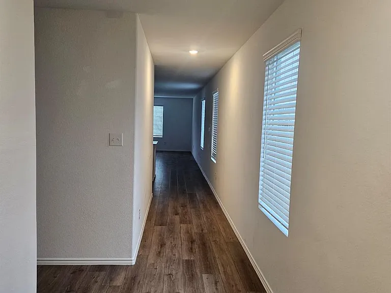 2306 Tornado Aly — Photo 6