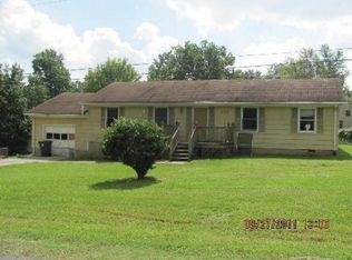 152 Sycamore Cir, Winston Salem, NC 27105