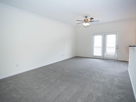 5th image of 5132 Whiteoak Ter SE