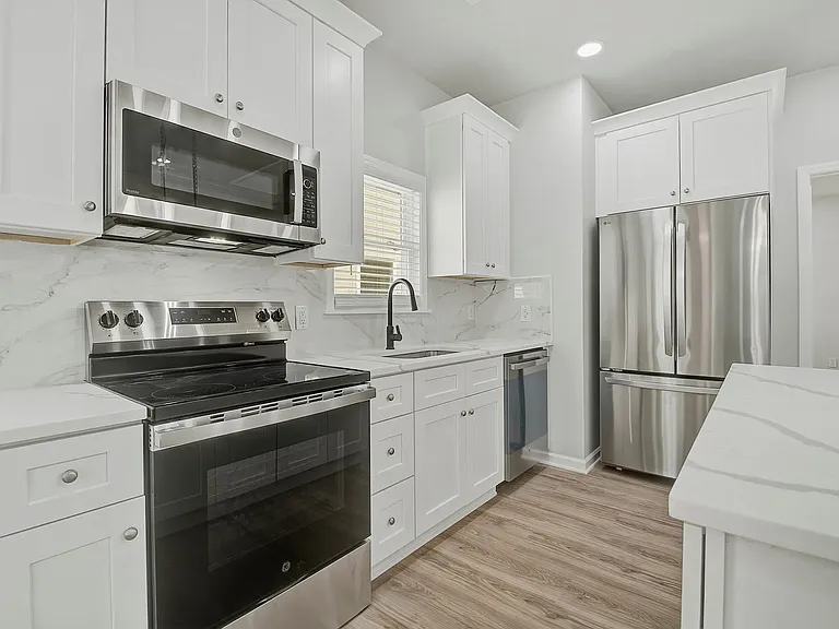 4705 Boundary St — Photo 4