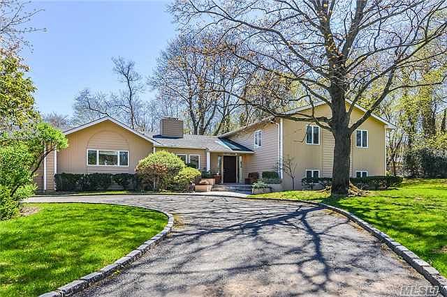 1st image of 35 Fairway Ct