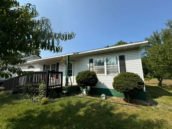 760 Prairie St, Prairie Du Sac, WI 53578