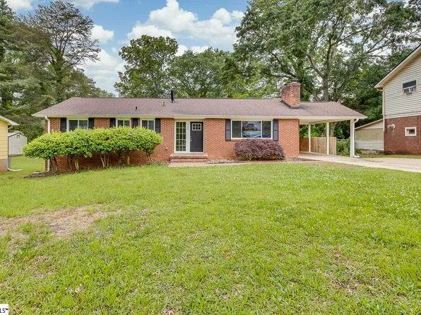 422 Fairmont Dr, Greenville, SC 29605