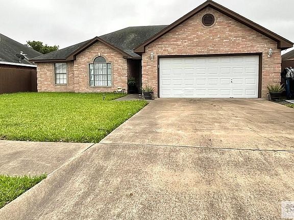 3rd image of 1754 Violet Dr
