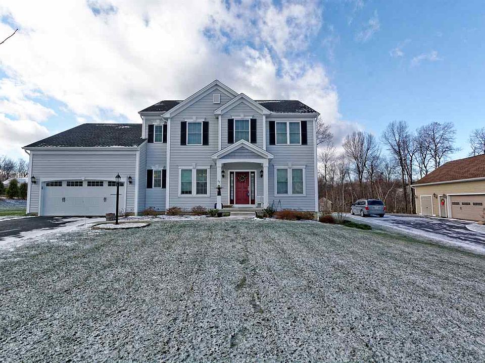 1st image of 27 Hidden Farm Ln