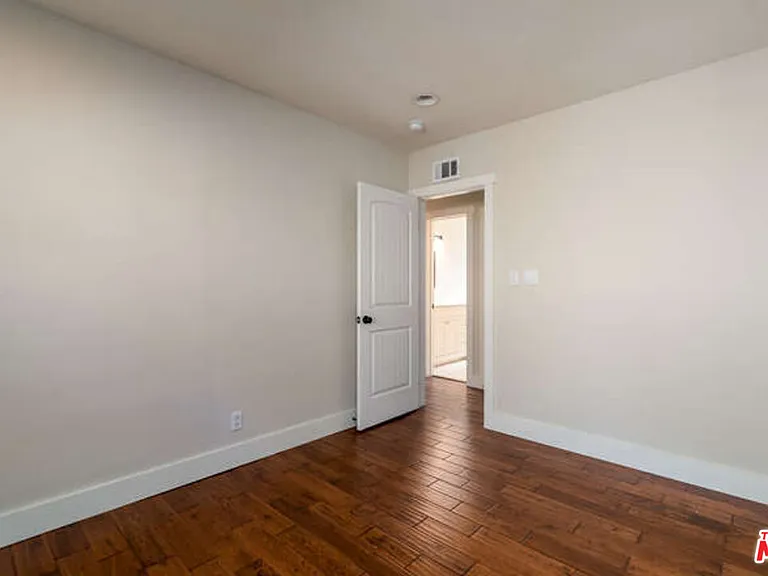 1604 Oak Ave — Photo 16