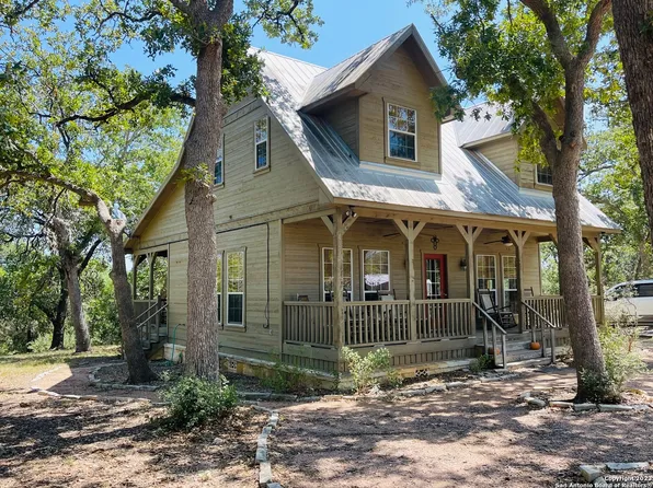 280 RED OAK, Leakey, TX 78873