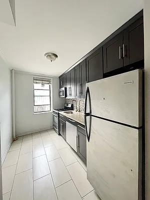 Rented by Crosstown Apartments NYC | media 11