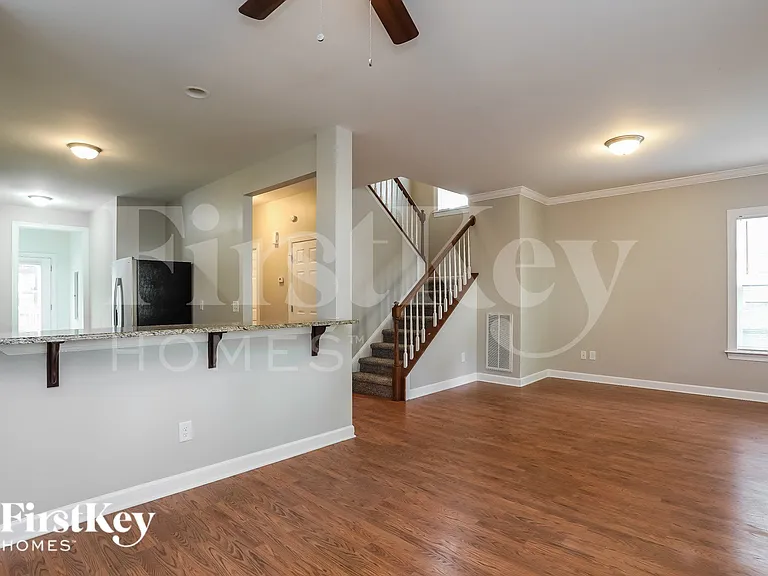 5121 Lundy Dr — Photo 5