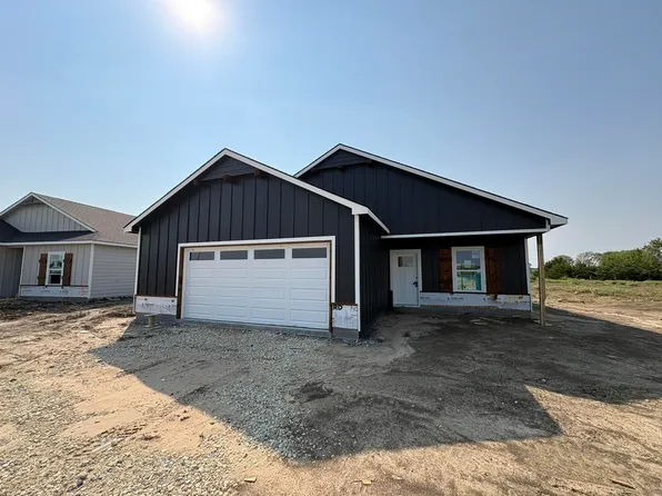 5709 Plumthicket St, Wichita, KS 67226