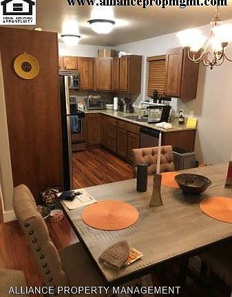 4th image of 2780 Sartain St