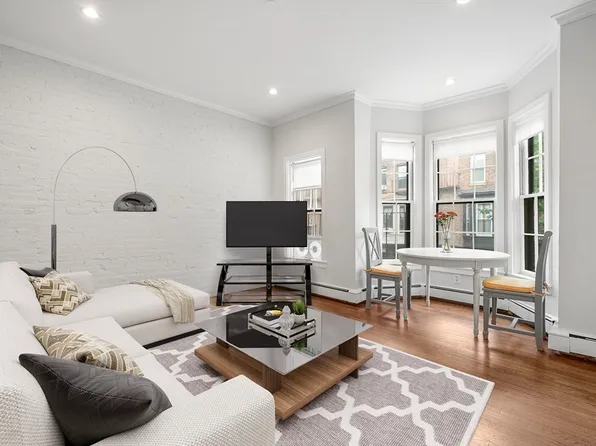 11 Dartmouth Pl #2, Boston, MA 02116