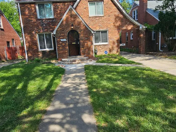 12904 Saint Marys St, Detroit, MI 48227