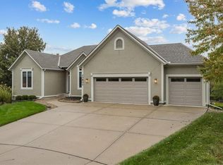 20802 W 102nd St, Lenexa, KS 66220