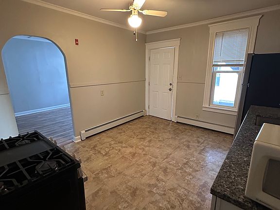 2nd image of 75 Turner Ave Floor 1