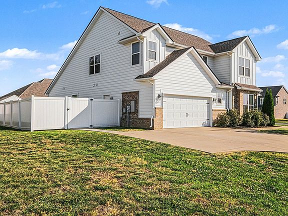 2nd image of 2602 Kingfisher Dr