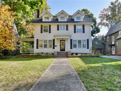 2241 Delaware Dr, Cleveland Heights, OH, 44106