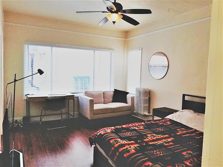 Living/Bedroom