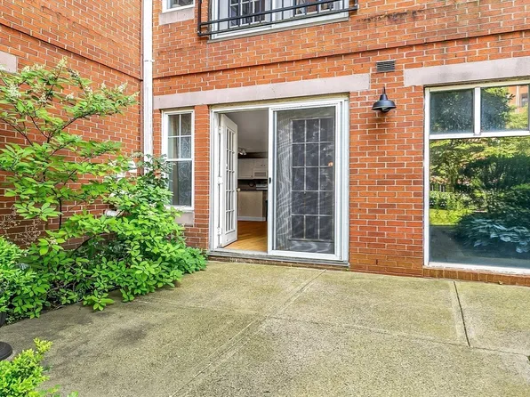 11 Church St Unit G-14, Salem, MA 01970