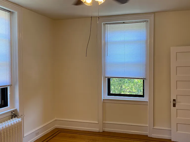 Rear bedroom