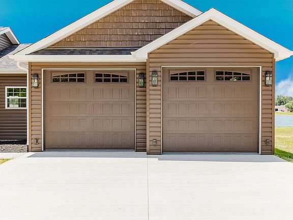 4th image of 1206 Joy Ln