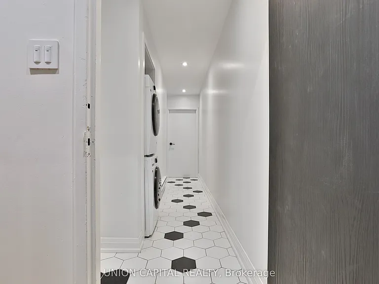 612 Gerrard St E #1 — Photo 1