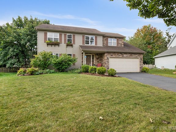 2nd image of 610 Spyglass Ct