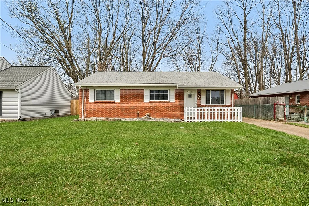 5501 Walker Rd photo 1