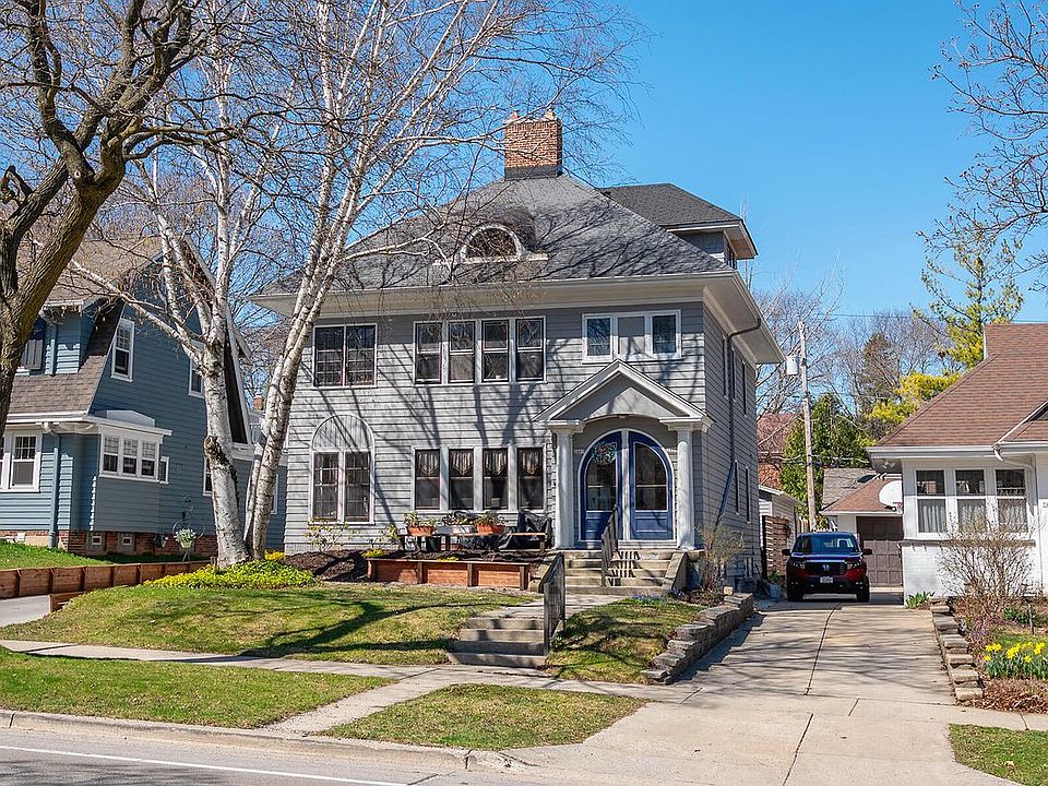 1st image of 3467 North Maryland AVENUE