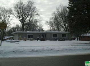 1800 E 9th St, Sheldon, IA 51201