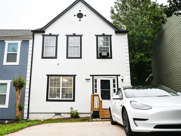 811 Heritage Valley Rd, Norcross, GA 30093