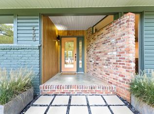 560 Park Street Pl, Gainesville, GA 30501