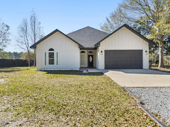 23439 Success Rd, Saucier, MS 39574