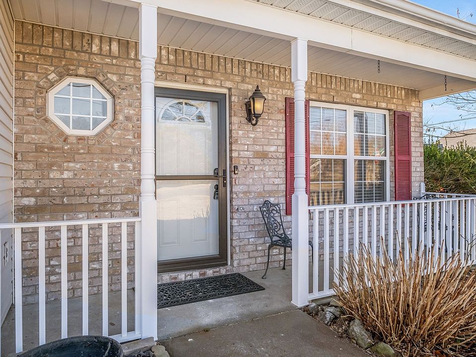 1st image of 517 Wildwood Dr