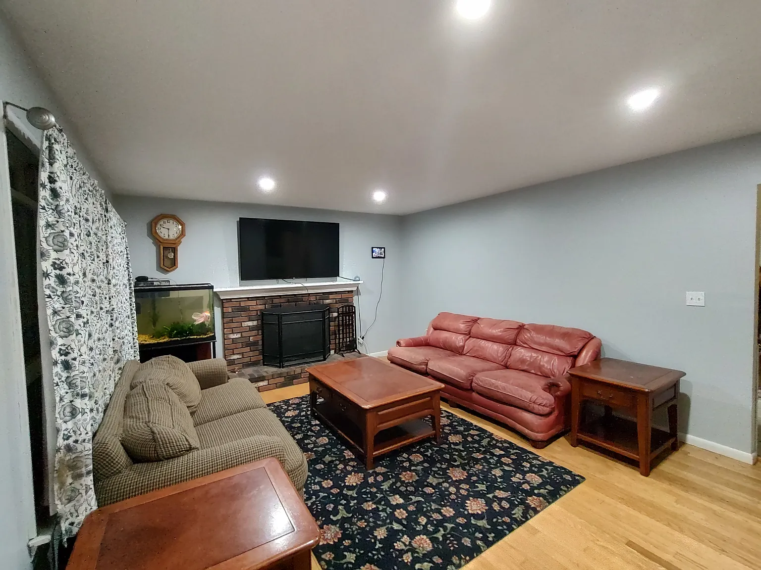 4 bed, 1400 sqft, $2,800 — Photo 3